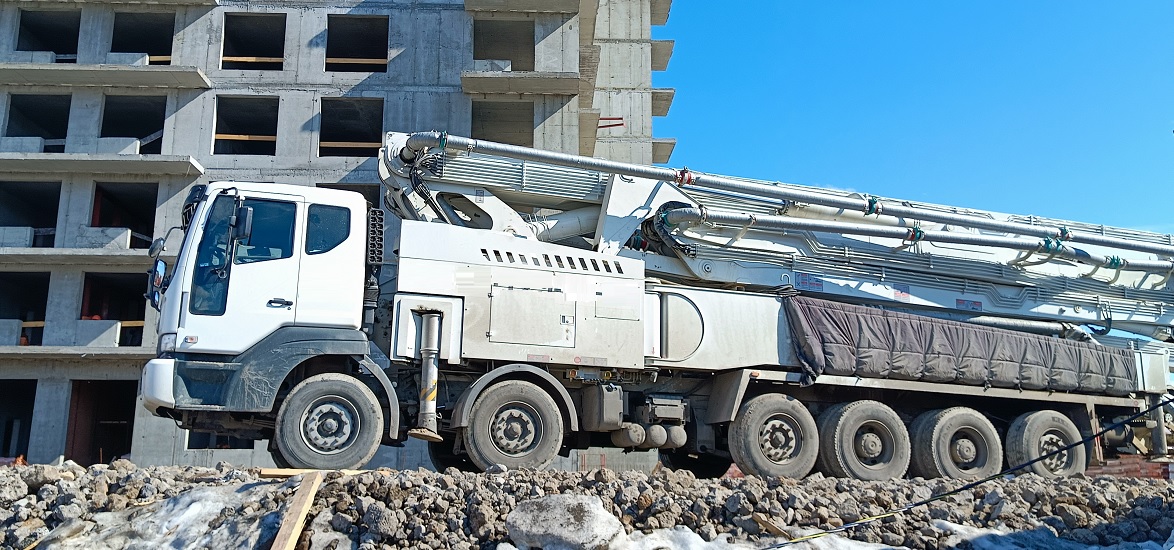 Услуги и заказ бетононасосов для заливки бетона в Жешарте